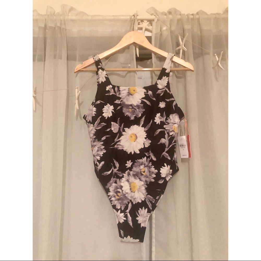 Lou and Grey 🌼Daisy🌼 One Piece Swimsuit